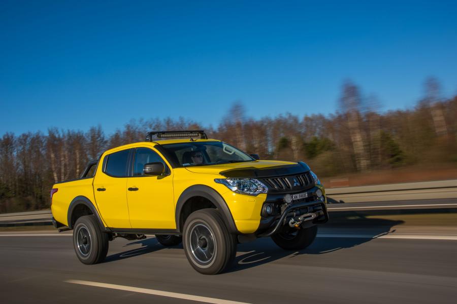  Mitsubishi L200 Monster Concept 2016 года  (фото 25 из 30)